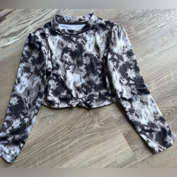 art class Other - Swim crop top long sleeve xs tie dye style